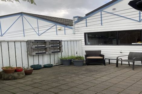 Photo of property in 2/53 Dominion Park Street, Johnsonville, Wellington, 6037