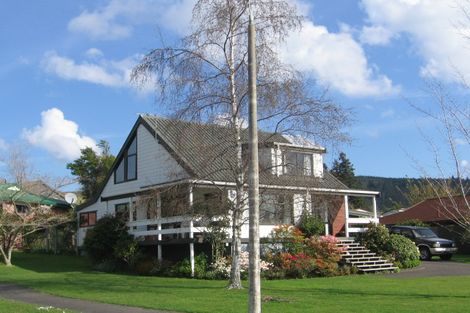 Photo of property in 3 Gareth Place, Lynmore, Rotorua, 3010