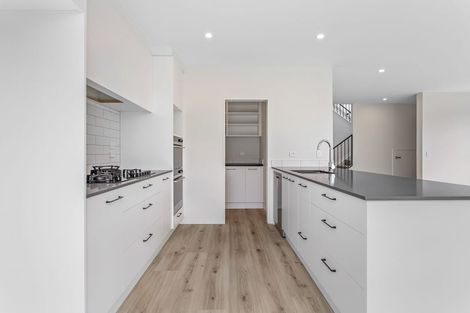 Photo of property in 20 Port Way, Rosehill, Papakura, 2113