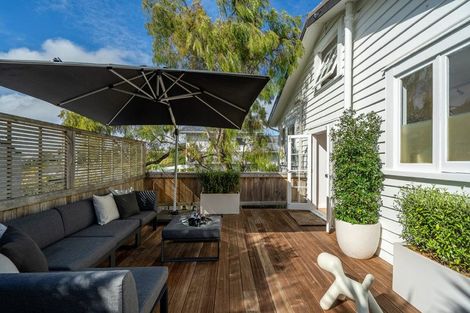 Photo of property in 23b Church Street, Northcote Point, Auckland, 0627
