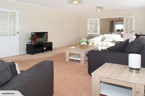 Photo of property in 4 Swinford Crescent, Johnsonville, Wellington, 6037