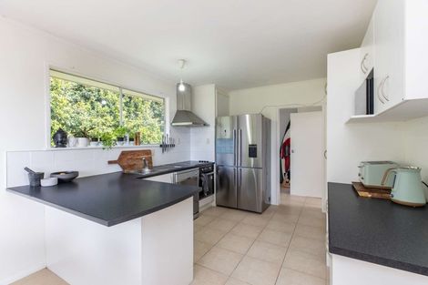 Photo of property in 1/16 Stanley Road, Glenfield, Auckland, 0629