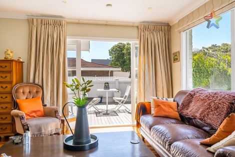 Photo of property in 48a Queens Grove, Hutt Central, Lower Hutt, 5010