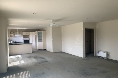 Photo of property in 12 Beachmere Place, Papamoa Beach, Papamoa, 3118