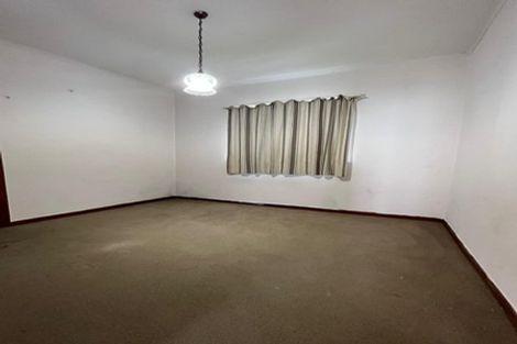 Photo of property in 28 Carruth Road, Papatoetoe, Auckland, 2025