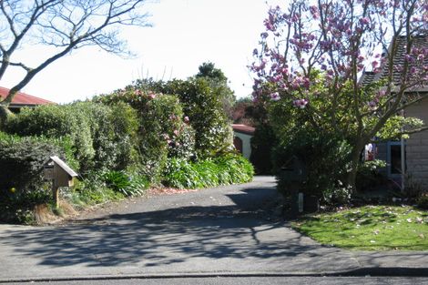 Photo of property in 5 Eglinton Place, Havelock North, 4130