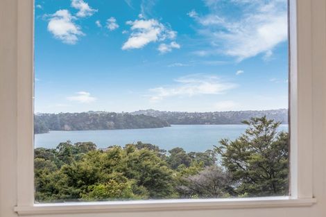 Photo of property in 98 Otitori Bay Road, Titirangi, Auckland, 0604