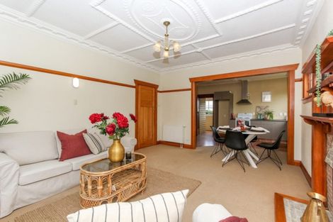 Photo of property in 107 Belt Road, New Plymouth, 4310