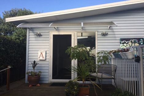 Photo of property in 74 Princes Street, Northcote Point, Auckland, 0627
