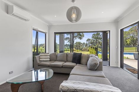 Photo of property in 168 Barrett Road, Riverhead, Albany, 0793