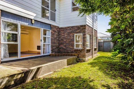 Photo of property in 12 Erin Street, Hawera, 4610