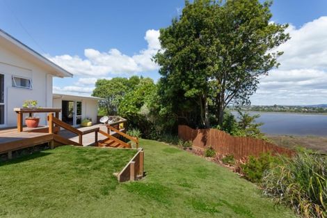 Photo of property in 73 Goods Road, Otumoetai, Tauranga, 3110