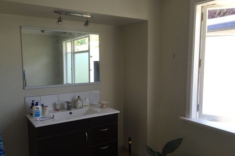 Photo of property in 73 Mcfaddens Road, St Albans, Christchurch, 8052