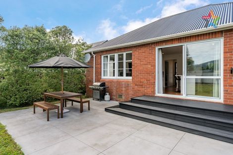 Photo of property in 55 Shearer Crescent, Naenae, Lower Hutt, 5011