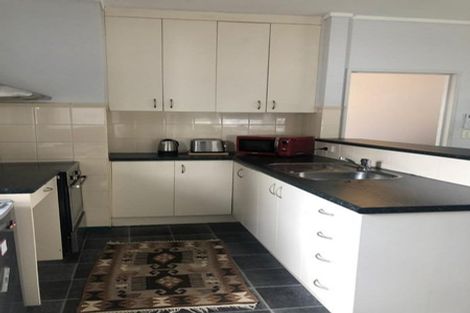 Photo of property in 8 Himalaya Drive, Half Moon Bay, Auckland, 2012