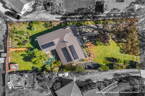 Photo of property in 83 Hampden Street, Picton, 7220