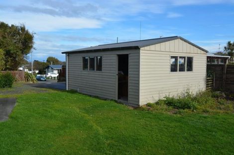 Photo of property in 63 Cunningham Street, Grasmere, Invercargill, 9810