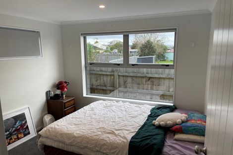Photo of property in 992a Tremaine Avenue, Roslyn, Palmerston North, 4414