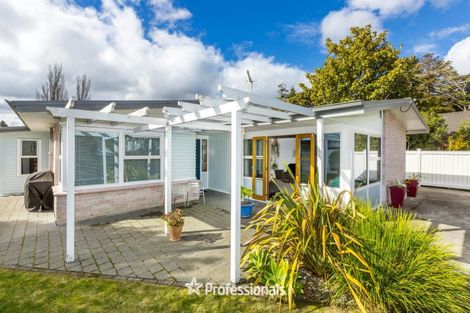 Photo of property in 7b Chatsworth Road, Silverstream, Upper Hutt, 5019