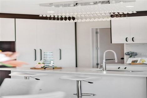 Photo of property in 51 Hikuawa Road, Flat Bush, Auckland, 2019