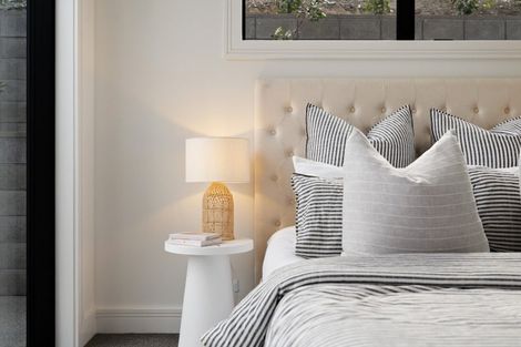 Photo of property in 6 Florence Close, Queenstown Hill, Queenstown, 9300