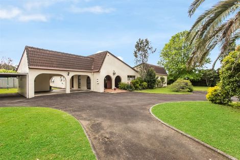 Photo of property in 135a Parrs Cross Road, Glen Eden, Auckland, 0612