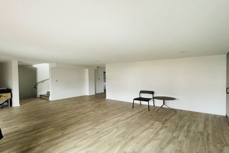 Photo of property in 6 Korama Lane, New Lynn, Auckland, 0600