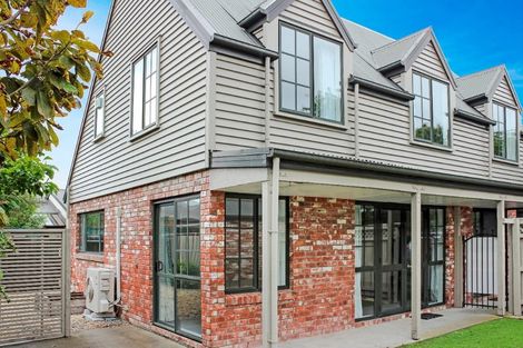 Photo of property in 46d Division Street, Riccarton, Christchurch, 8041