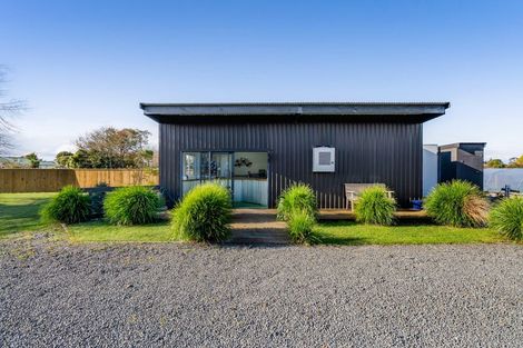 Photo of property in 37 Warwick Road, Stratford, 4332