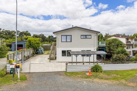 Photo of property in 28 Mariner Cove Road, Tinopai, 0593