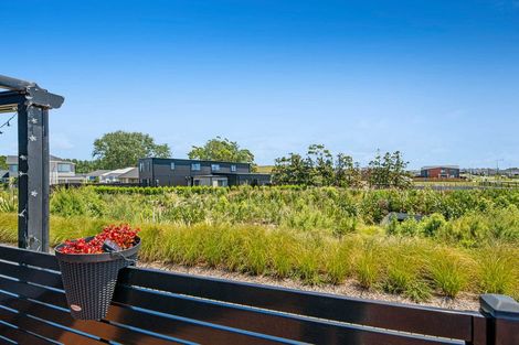 Photo of property in 87 Argent Lane, Wainui, 0932