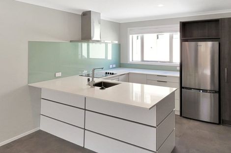 Photo of property in 7 John Reynolds Square, Hutt Central, Lower Hutt, 5010