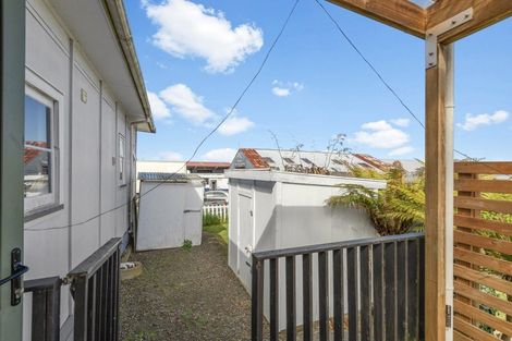 Photo of property in 6 Cambridge Street, Putaruru, 3411
