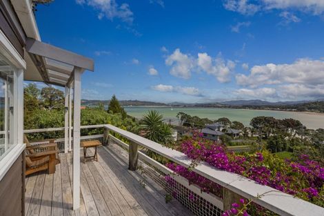 Photo of property in 23 Haddon Crescent, Whitianga, 3510