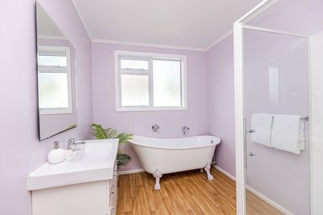 Photo of property in 11 Humphrey Street, Marton, 4710