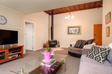 Photo of property in 16 Perry Street, Mangapapa, Gisborne, 4010