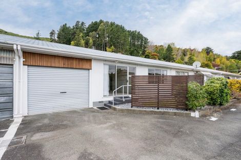 Photo of property in 2/104 Grove Street, The Wood, Nelson, 7010