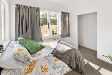 Photo of property in 14 Chester Street, Levin, 5510