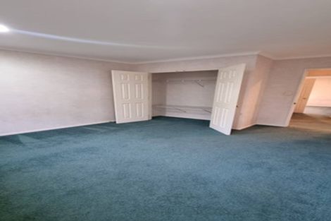 Photo of property in 174 Kilkenny Drive, East Tamaki Heights, Auckland, 2016