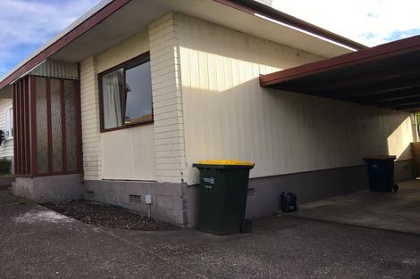 Photo of property in 2/169 Onewa Road, Birkenhead, Auckland, 0626