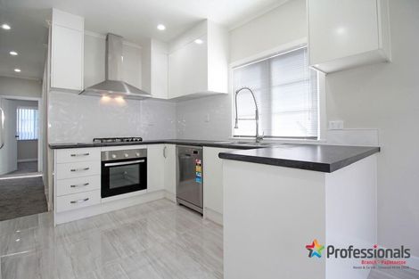 Photo of property in 27 Vine Street, Mangere East, Auckland, 2024