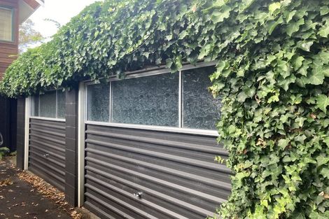 Photo of property in 16 Totara Drive, St Andrews, Hamilton, 3200