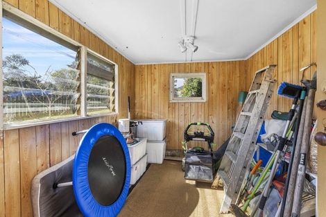 Photo of property in 10 Handyside Street, Tawa, Wellington, 5028