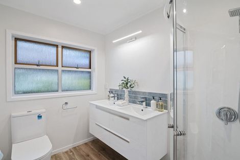 Photo of property in 2/38 Mountbatten Avenue, Hillcrest, Auckland, 0627