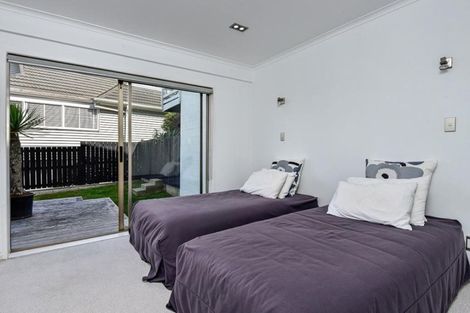 Photo of property in 2/47 Clarence Street, Devonport, Auckland, 0624