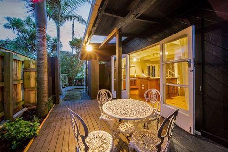 Photo of property in 18 Ohawe Terrace, Ohawe, Hawera, 4671