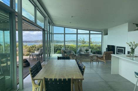 Photo of property in 17 Ardern Avenue, Stanmore Bay, Whangaparaoa, 0932