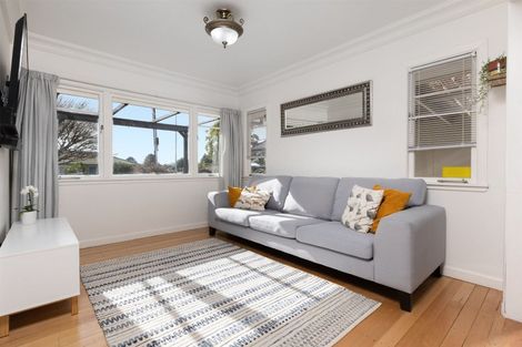 Photo of property in 19a Pemberton Crescent, Greerton, Tauranga, 3112