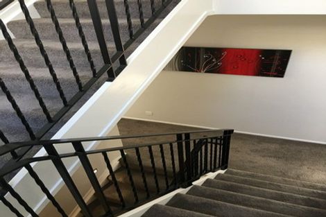 Photo of property in 28 Oakwood Grove, Eastern Beach, Auckland, 2012