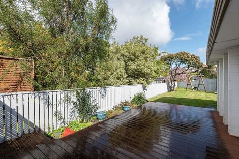 Photo of property in 2/19 Haseler Crescent, Howick, Auckland, 2014